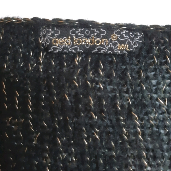Black and Gold Knit Sweater in M/L - Picture 7 of 8